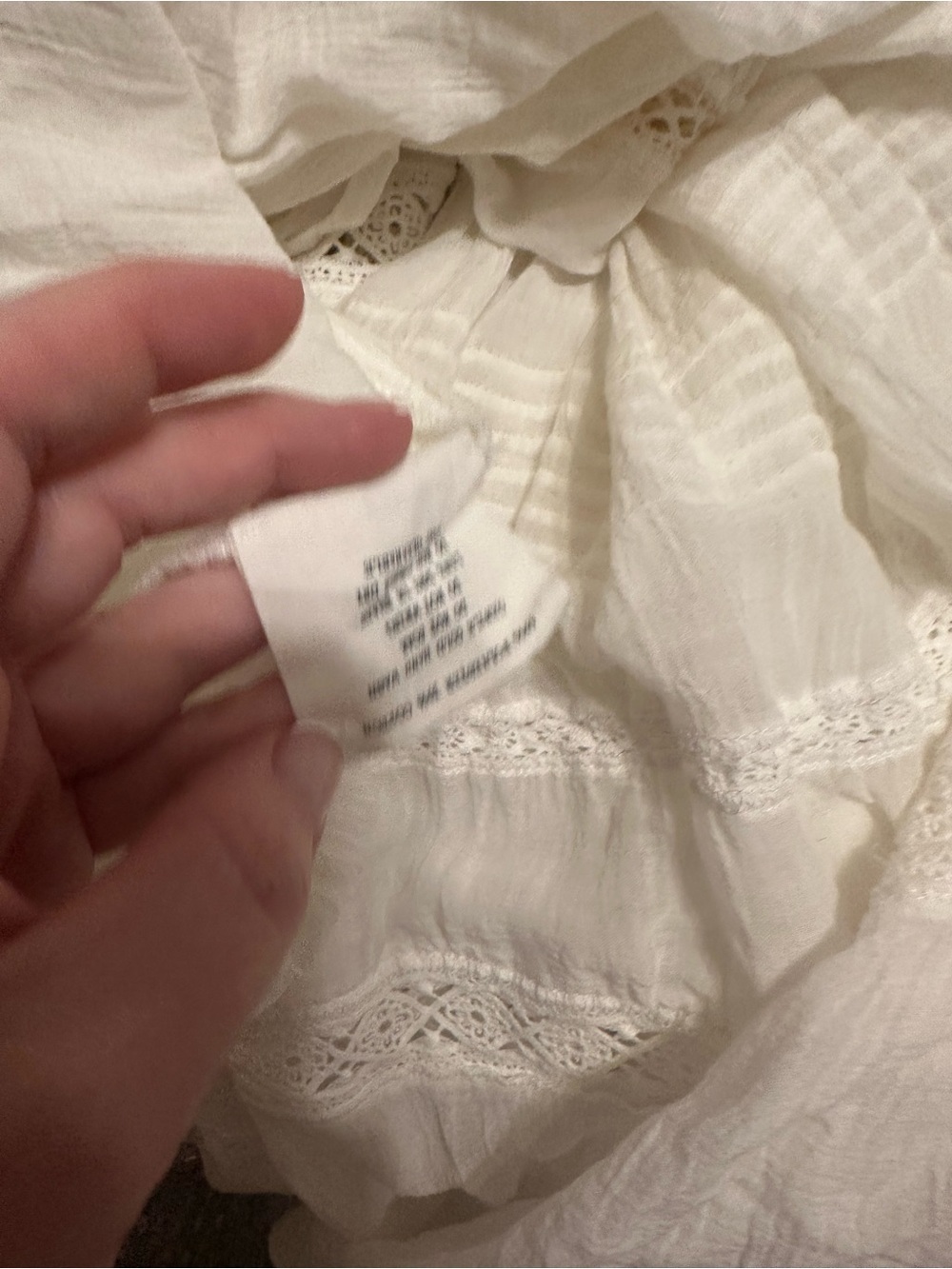 Spell Elizabeth Gown - Picture 11 of 11
